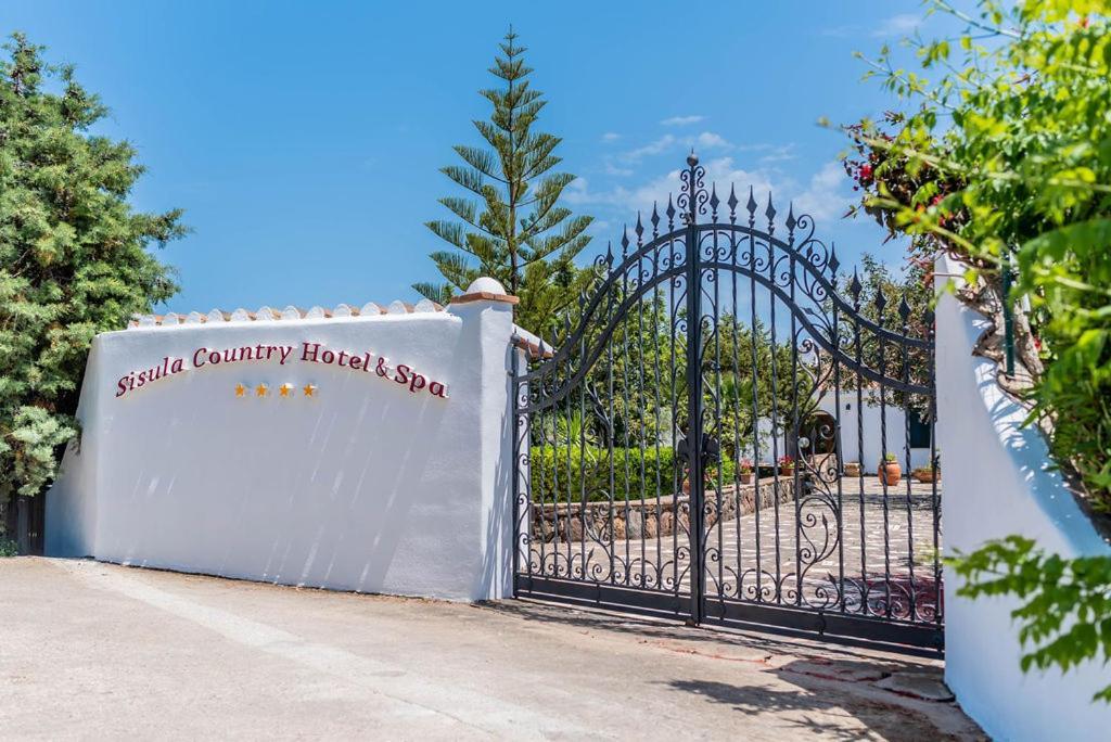 Sisula Country Hotel & Spa โอโรเซย ภายนอก รูปภาพ